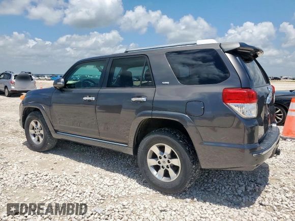 2011 Toyota 4Runner SR5 with VIN JTEZU5JRXB5019257, listed as a Copart auction lot 61050695 with 209,865 mi miles and Clean title. Bid and sale history available at DreamBid. Image 2.