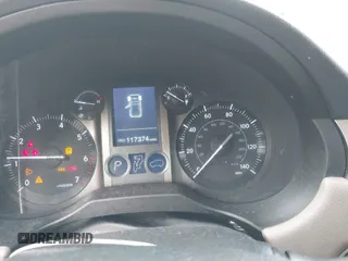 2014 Lexus GX 460 z VIN JTJBM7FX9E5075068, wystawiony jako IAAI lot #42174266 z przebiegiem 117 374 mil mil oraz . Historia ofert i sprzedaży dostępna na DreamBid. Obrazek 7.