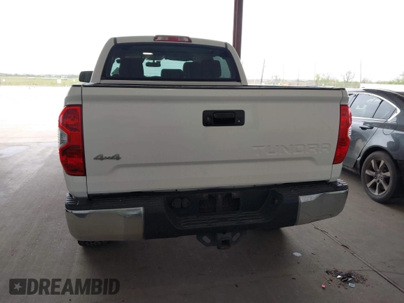 2014 Toyota Tundra 4WD Truck SR5 with VIN 5TFDW5F15EX375328, listed as a IAAI auction lot 41895453 with 131,707 mi miles. Bid and sale history available at carsss.com. Image 15.