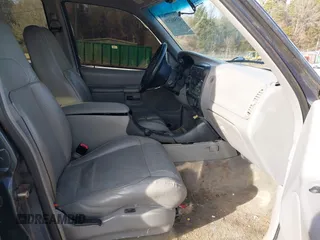 1998 Ford Explorer XL с VIN 1FMZU34XXWUB89872, выставлен на аукционе IAAI как лот 41586528 с пробегом 153 972 миль миль и . История ставок и продаж доступна на DreamBid. Изображение 5.
