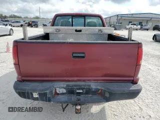 1998 Isuzu Hombre S z VIN 1GGCS1446W8653936, wystawiony jako Copart lot #45572055 z przebiegiem 168 005 mil mil oraz Tytuł czysty. Historia ofert i sprzedaży dostępna na DreamBid. Obrazek 6.