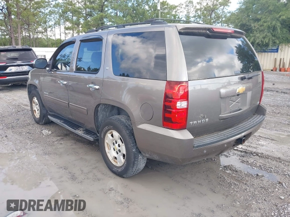 2012 Chevrolet Tahoe LT z VIN 1GNSCBE08CR320257, wystawiony jako IAAI lot #42214920 z przebiegiem 189 532 mil mil oraz . Historia ofert i sprzedaży dostępna na DreamBid. Obrazek 3.