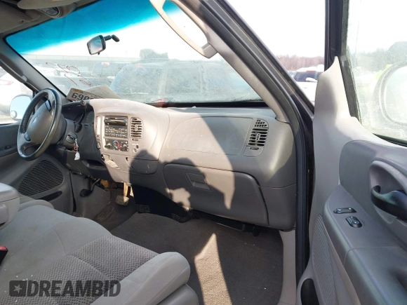 2003 Ford F-150 XL with VIN 1FTRX18W63NA62642, listed as a IAAI auction lot 41407767 with 1 mi miles. Bid and sale history available at carsss.com. Image 5.