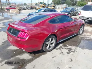 2015 Ford Mustang V6 с VIN 1FA6P8AM1F5338840, выставлен на аукционе IAAI как лот 42255886 с пробегом 82 087 миль миль и . История ставок и продаж доступна на DreamBid. Изображение 4.