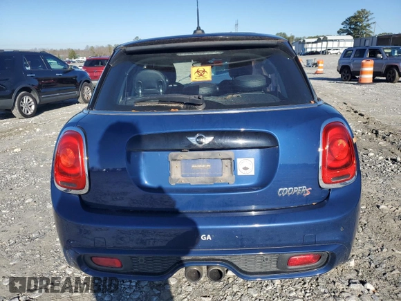 2018 MINI Hardtop 4 Door Cooper S z VIN WMWXU3C54J2F50318, wystawiony jako Copart lot #87093104 z przebiegiem Nie podano mil oraz Czysty tytuł • Clean title. Historia ofert i sprzedaży dostępna na DreamBid. Obrazek 6.