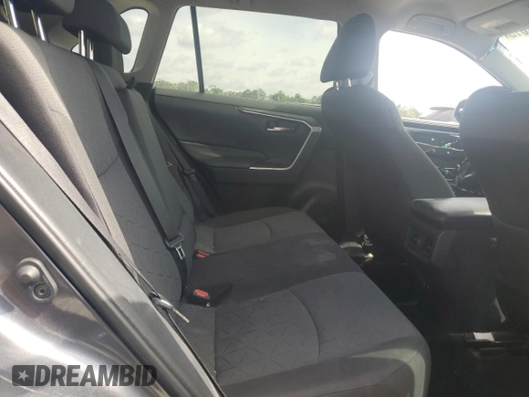 2020 Toyota RAV4 XLE with VIN 2T3P1RFV4LC096476, listed as a Copart auction lot 56592615 with 90,310 mi miles and Salvage title. Bid and sale history available at DreamBid. Image 11.