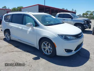 2020 Chrysler Pacifica Limited z VIN 2C4RC1GG9LR139786, wystawiony jako IAAI lot #41857783 z przebiegiem 105 182 mil mil oraz . Historia ofert i sprzedaży dostępna na DreamBid. Obrazek 1.