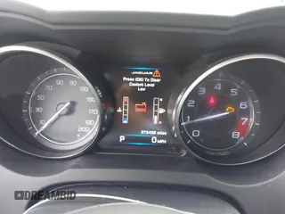 2015 Jaguar F-Type R z VIN SAJWA6DA8FMK20244, wystawiony jako IAAI lot #42130845 z przebiegiem 72 408 mil mil oraz . Historia ofert i sprzedaży dostępna na DreamBid. Obrazek 7.