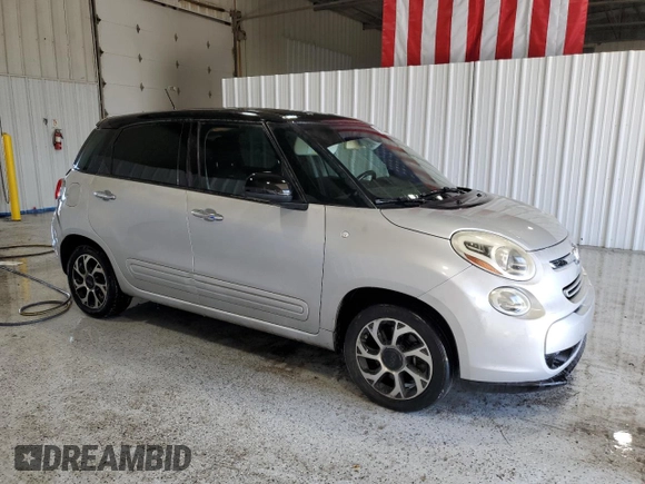 2015 FIAT 500L Easy with VIN ZFBCFABH3FZ034090, listed as a Copart auction lot 48546235 with 116,395 mi miles and Clean title. Bid and sale history available at DreamBid. Image 4.