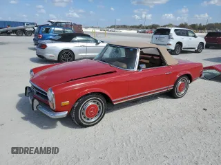1971 Mercedes-Benz SL with VIN 11304412021905, listed as a Copart auction lot 76790644 with 39,936 mi miles and Salvage title. Bid and sale history available at DreamBid. Image 1.