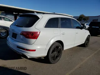 2015 Audi Q7 S line Prestige z VIN WA1DGAFE4FD028868, wystawiony jako Copart lot #42182795 z przebiegiem 127 491 mil mil oraz Szkoda całkowita • Salvage title. Historia ofert i sprzedaży dostępna na DreamBid. Obrazek 3.