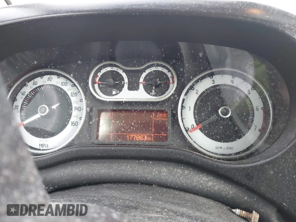2014 FIAT 500L Trekking with VIN ZFBCFADH2EZ007992, listed as a IAAI auction lot 41660545 with 177,863 mi miles and . Bid and sale history available at DreamBid. Image 7.