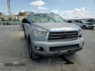 2011 Toyota Sequoia SR5 with VIN 5TDZM5G15BS002852, listed as a Copart auction lot 72257544 with 198,584 mi miles and Salvage Title. Bid and sale history available at carsss.com. Image 12.