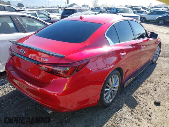 2022 Infiniti Q50 Luxe z VIN JN1EV7BP9NM312072, wystawiony jako IAAI lot #41621411 z przebiegiem 33 323 mil mil oraz . Historia ofert i sprzedaży dostępna na DreamBid. Obrazek 4.