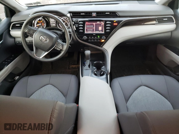2020 Toyota Camry LE with VIN 4T1C11AK6LU994808, listed as a Copart auction lot 86364304 with 14,678 mi miles and Salvage Title. Bid and sale history available at carsss.com. Image 8.