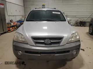 2005 Kia Sorento LX with VIN KNDJC733055350507, listed as a Copart auction lot 42380385 with 226,279 mi miles and Salvage title. Bid and sale history available at DreamBid. Image 5.