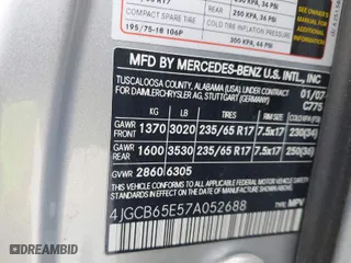 2007 Mercedes-Benz R-Class 3.5L with VIN 4JGCB65E57A052688, listed as a IAAI auction lot 42062948 with 142,440 mi miles. Bid and sale history available at carsss.com. Image 9.