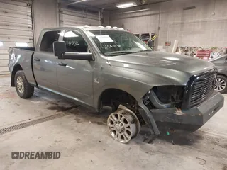 2010 Dodge Ram 2500 SLT with VIN 3D7UT2CL0AG190444, listed as a IAAI auction lot 41962036 with 185,473 mi miles. Bid and sale history available at carsss.com. Image 6.