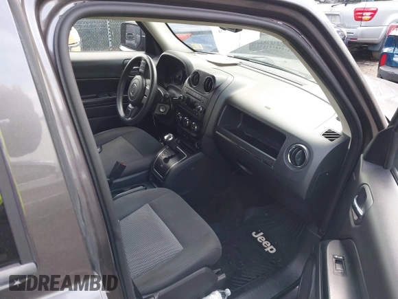 2015 Jeep Patriot Altitude Edition with VIN 1C4NJPBA5FD400428, listed as a IAAI auction lot 41814600 with 150,524 mi miles. Bid and sale history available at carsss.com. Image 5.
