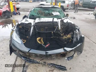 2015 Chevrolet Corvette Z06 3LZ with VIN 1G1YU2D67F5606353, listed as a IAAI auction lot 41500987 with 20,876 mi miles. Bid and sale history available at carsss.com. Image 12.
