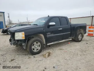 2011 Chevrolet Silverado 1500 LT with VIN 1GCRCSE04BZ356386, listed as a Copart auction lot 44208165 with 160,983 mi miles and Salvage Title. Bid and sale history available at carsss.com. Image 1.
