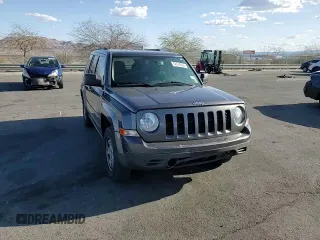 2016 Jeep Patriot Sport z VIN 1C4NJRBB5GD657160, wystawiony jako Copart lot #54567205 z przebiegiem 122 198 mil mil oraz Szkoda całkowita • Salvage title. Historia ofert i sprzedaży dostępna na DreamBid. Obrazek 11.