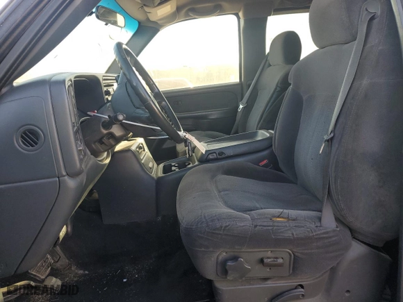 2002 Chevrolet Silverado 1500 LT with VIN 2GCEK19T321317197, listed as a Copart auction lot 85289504 with 209,436 mi miles and Salvage Title. Bid and sale history available at carsss.com. Image 7.