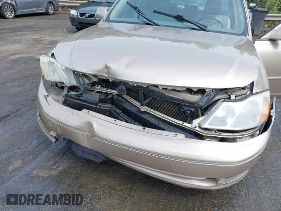 2004 Toyota Avalon XL with VIN 4T1BF28B44U384366, listed as a IAAI auction lot 42080614 with 250,291 mi miles and . Bid and sale history available at carsss.com. Image 6.