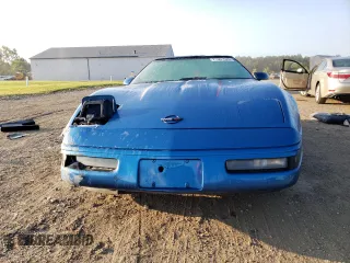 1992 Chevrolet Corvette with VIN 1G1YY23P5N5103935, listed as a Copart auction lot 71301524 with 108,774 mi miles and Salvage Title. Bid and sale history available at carsss.com. Image 5.