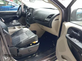 2015 Chrysler Town & Country Limited Platinum with VIN 2C4RC1GG9FR528125, listed as a IAAI auction lot 41925382 with 126,796 mi miles. Bid and sale history available at carsss.com. Image 5.