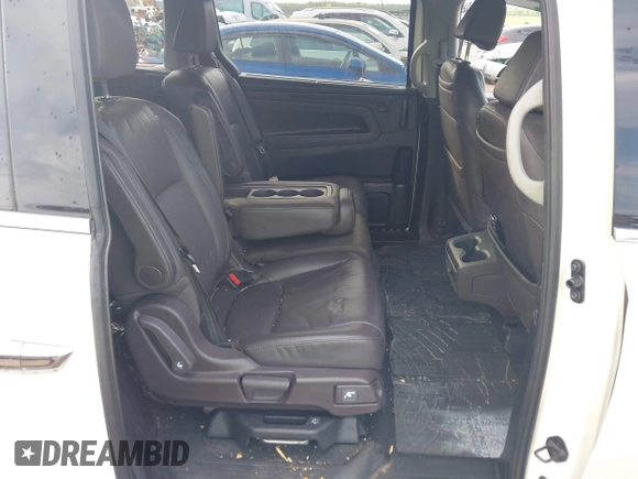 2018 Honda Odyssey Elite with VIN 5FNRL6H98JB045078, listed as a IAAI auction lot 42184758 with 144,981 mi miles. Bid and sale history available at carsss.com. Image 8.