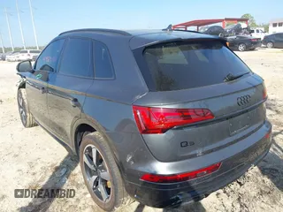 2024 Audi Q5 S line Prestige with VIN WA1FAAFY5R2112458, listed as a IAAI auction lot 41395353 with 10,801 mi miles and . Bid and sale history available at DreamBid. Image 3.