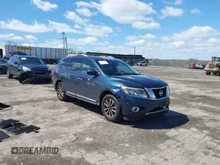 2013 Nissan Pathfinder SL z VIN 5N1AR2MM6DC643665, wystawiony jako IAAI lot #41995720 z przebiegiem 165 919 mil mil oraz . Historia ofert i sprzedaży dostępna na DreamBid. Obrazek 1.