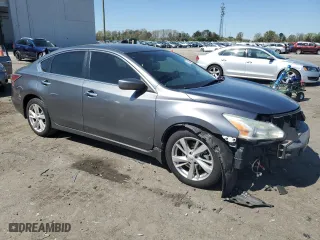 2014 Nissan Altima 2.5 S with VIN 1N4AL3AP4EN234733, listed as a Copart auction lot 51830055 with 100,958 mi miles and Salvage Title. Bid and sale history available at carsss.com. Image 4.