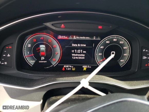 2022 Audi A7 Prestige with VIN WAUV2BF26NN037484, listed as a Copart auction lot 82623674 with 65,874 mi miles and Salvage Title. Bid and sale history available at carsss.com. Image 9.