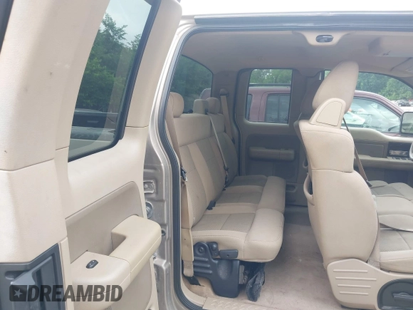 2005 Ford F-150 XLT with VIN 1FTPX14575NA05423, listed as a IAAI auction lot 42365484 with 118,634 mi miles and . Bid and sale history available at DreamBid. Image 8.