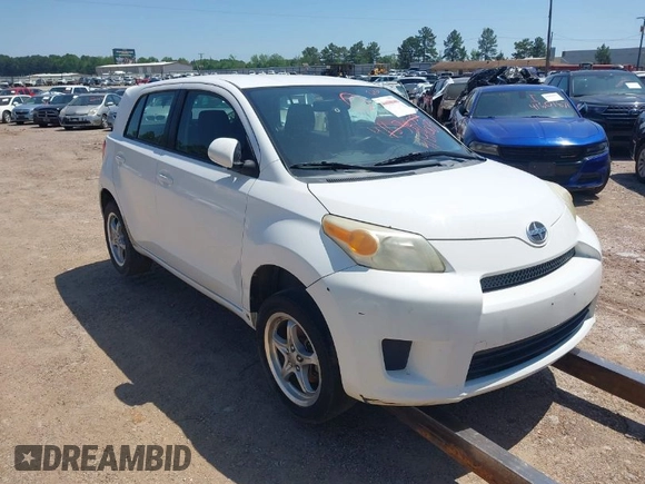 2008 Scion xD with VIN JTKKU104X8J001399, listed as a IAAI auction lot 41840689 with 220,468 mi miles. Bid and sale history available at carsss.com. Image 1.