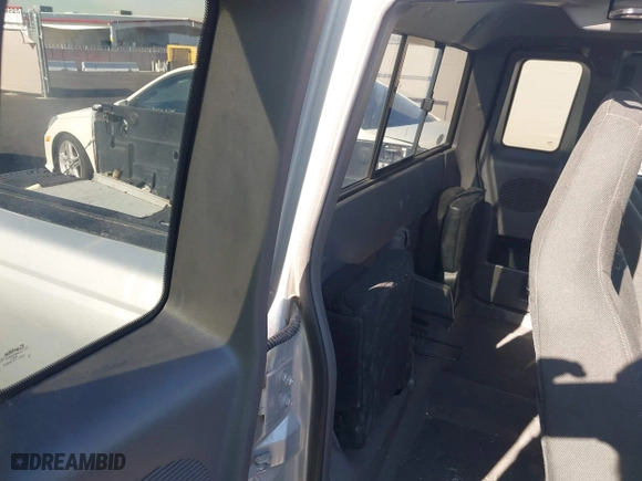 2003 Ford Ranger XL Fleet with VIN 1FTZR45EX3PA37013, listed as a IAAI auction lot 42088595 with 194,028 mi miles. Bid and sale history available at carsss.com. Image 8.