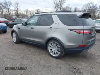 2018 Land Rover Discovery HSE Luxury with VIN SALRT2RV4JA072963, listed as a IAAI auction lot 41759427 with 74,540 mi miles. Bid and sale history available at carsss.com. Image 1.