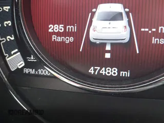 2017 FIAT 500 Pop z VIN 3C3CFFKRXHT671205, wystawiony jako IAAI lot #41737716 z przebiegiem 47 488 mil mil oraz . Historia ofert i sprzedaży dostępna na DreamBid. Obrazek 16.