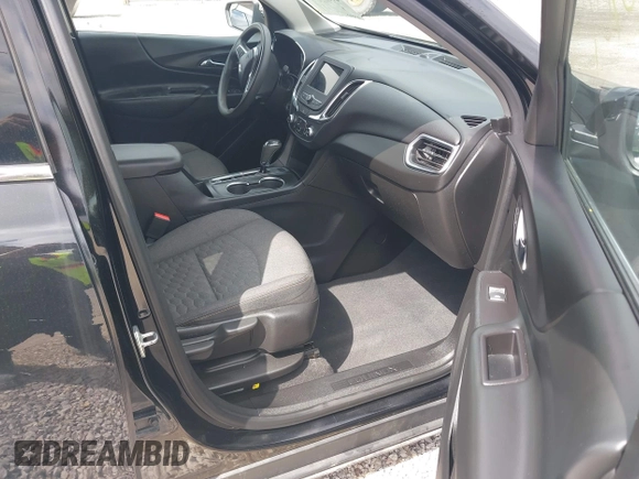 2019 Chevrolet Equinox LT with VIN 2GNAXUEV0K6286221, listed as a IAAI auction lot 41850709 with 124,363 mi miles and . Bid and sale history available at carsss.com. Image 5.
