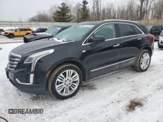 2019 Cadillac XT5 Premium Luxury AWD z VIN 1GYKNFRS1KZ114339, wystawiony jako Copart lot #44032245 z przebiegiem 77 484 mil mil oraz Czysty tytuł • Clean title. Historia ofert i sprzedaży dostępna na DreamBid. Obrazek 1.