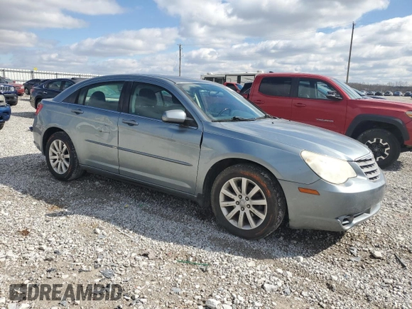2010 Chrysler Sebring Limited z VIN 1C3CC5FB2AN143213, wystawiony jako Copart lot #47749715 z przebiegiem 174 850 mil mil oraz Szkoda całkowita • Salvage title. Historia ofert i sprzedaży dostępna na DreamBid. Obrazek 4.