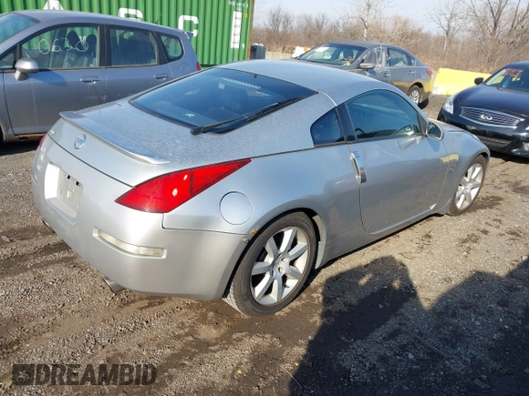 2004 Nissan 350Z Touring with VIN JN1AZ34E94T050033, listed as a IAAI auction lot 41652568 with 120,955 mi miles. Bid and sale history available at carsss.com. Image 4.