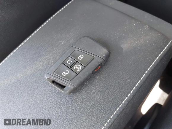 2024 Volkswagen Tiguan SE with VIN 3VVNB7AX6RM161369, listed as a IAAI auction lot 41888229 with 5,173 mi miles and . Bid and sale history available at DreamBid. Image 11.