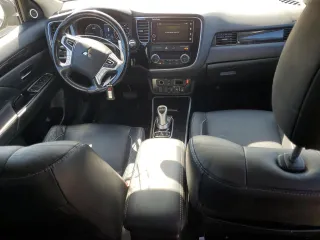 2018 Mitsubishi Outlander PHEV SEL with VIN JA4J24A53JZ028382, listed as a Copart auction lot 42798294 with 88,608 mi miles. Bid and sale history available at carsss.com. Image 8.