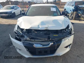 2016 Nissan Maxima SL with VIN 1N4AA6AP2GC437187, listed as a IAAI auction lot 41776458 with 72,990 mi miles and . Bid and sale history available at DreamBid. Image 6.