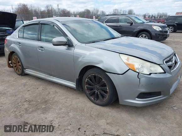 2011 Subaru Legacy Limited z VIN 4S3BMBJ68B3230656, wystawiony jako IAAI lot #42092339 z przebiegiem 170 486 mil mil oraz . Historia ofert i sprzedaży dostępna na DreamBid. Obrazek 1.