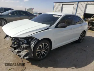 2023 Volkswagen Jetta Sport z VIN 3VWAM7BU2PM051540, wystawiony jako Copart lot #47873555 z przebiegiem 13 382 mil mil oraz Szkoda całkowita • Salvage title. Historia ofert i sprzedaży dostępna na DreamBid. Obrazek 1.