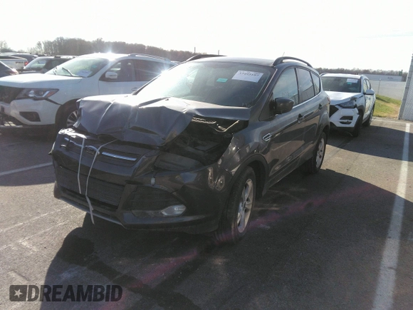 2016 Ford Escape SE with VIN 1FMCU9G99GUA33121, listed as a IAAI auction lot 37495107 with 107,366 mi miles. Bid and sale history available at carsss.com. Image 2.
